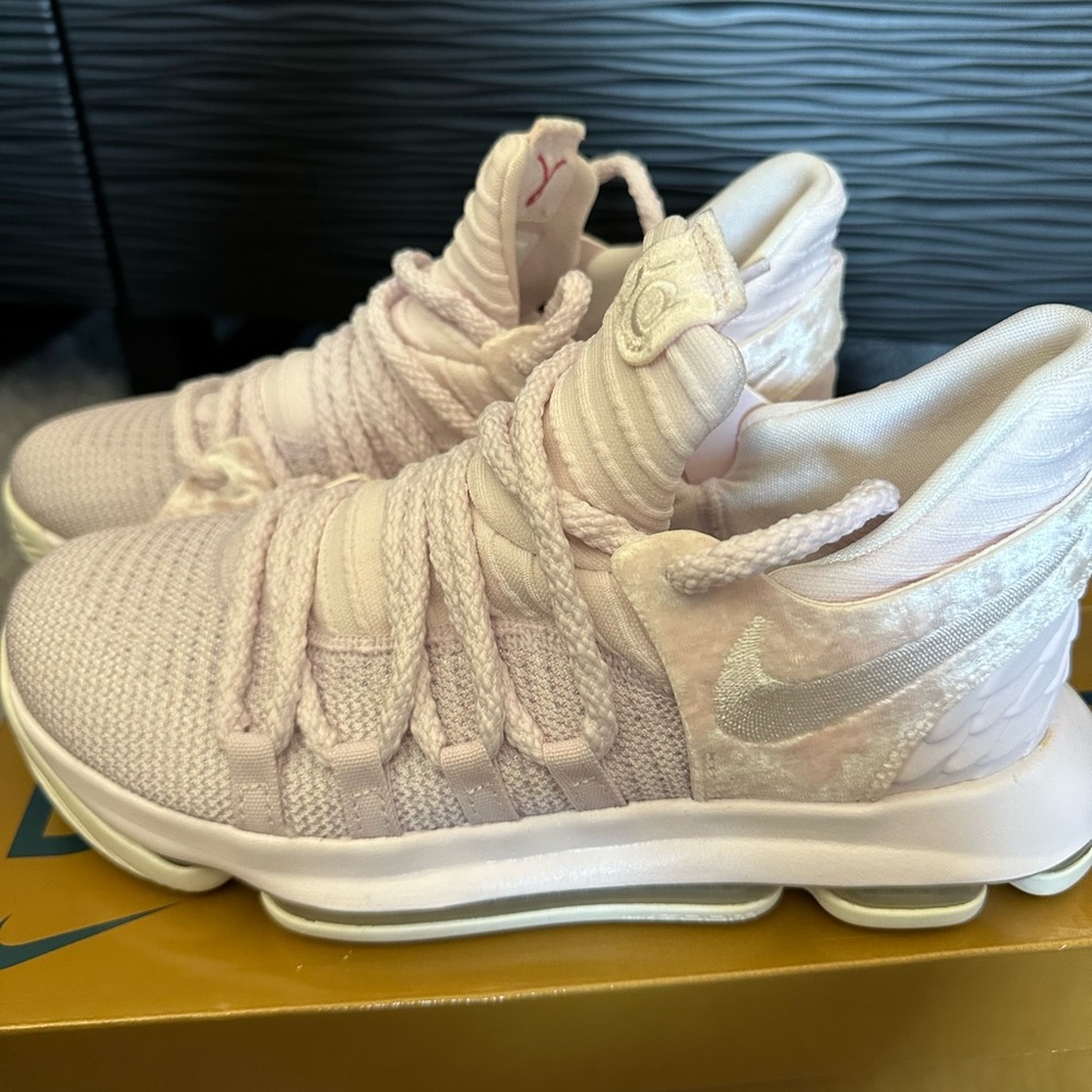 Nike Zoom KD10 - Aunt Pearl